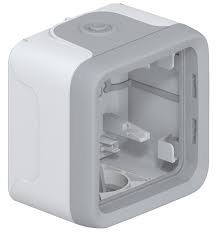 Legrand 069651, Коробка для накладного монтажа с мембранными сальниками серый 1 пост Plexo Legrand 069651