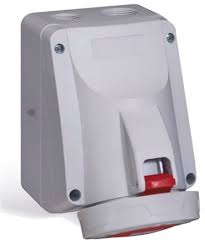 Legrand 555458, Розетка накладная 32А 3К+З 380В IP67 Legrand 555458