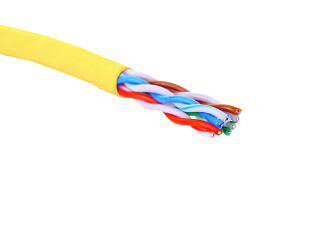 LAN U/UTP 4x2x24AWG кат 5е, нг(A)-HF внутренней желтый EuroLan (19C-U5-12YL-B305), Кабель категории 5e, U/UTP, 4 пары, 24 AWG, нг(A)-HF, внутренней прокладки, желтый, коробка 305 м EuroLan (19C-U5-12YL-B305)