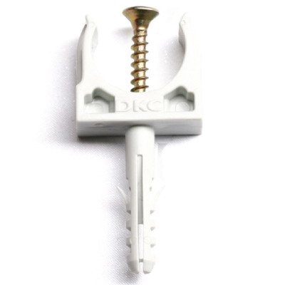 DKC 51320, Держатель с защелкой и дюбелем, д.20 мм DKC 51320