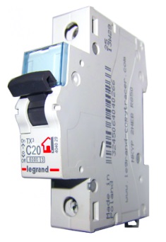 Legrand 404029, Выключатель автоматический TX3 6000 6 кА тип C 1П 230/400 В 20 А 1 модуль Legrand 404029